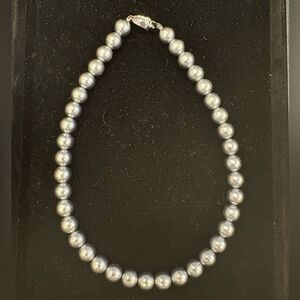 VTG Richelieu Single Strand Faux Pearl Necklace Gray